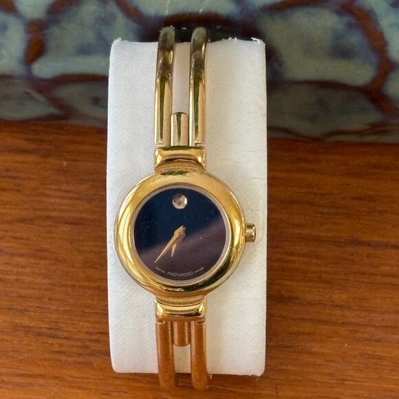 Ladies Movado Bracelet Style Watch in Gold Tone - Picture 12 of 13